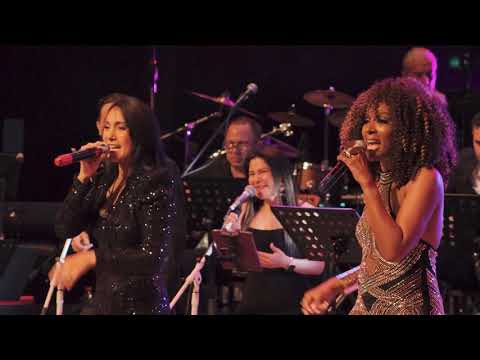 «Conga» — ver en YouTube